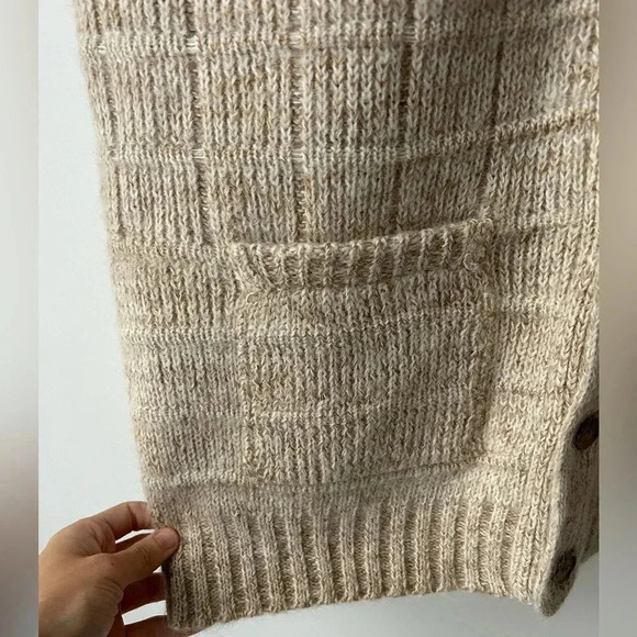 Vintage Italian style wool silk blend knit  grandpacore vest sweater oatmeal - Picture 8 of 11